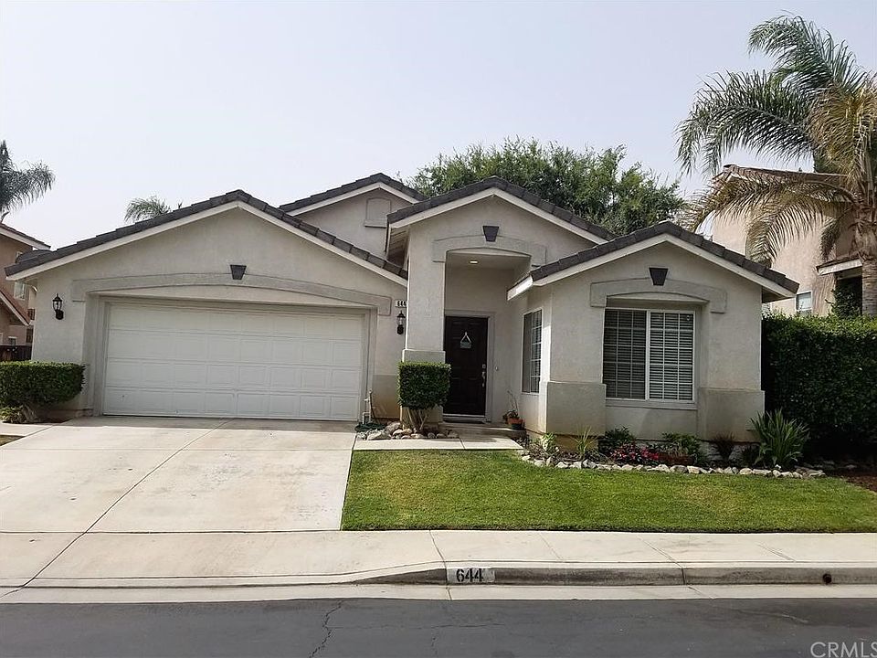 1st image of 644 Pointe Vista Ln