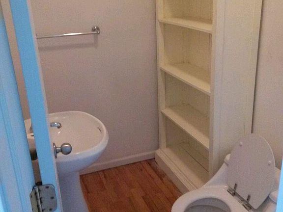 5th image of 1857 N Washtenaw Ave #3