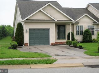115 Hemlock Dr, Hanover, PA 17331