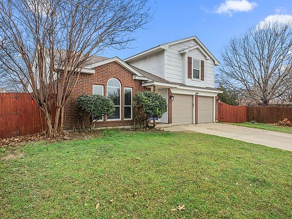 2nd image of 6104 Sandy Ln