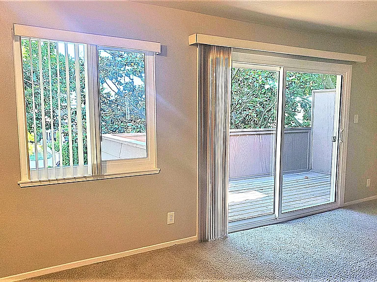 Hacienda Apartments — Photo 7