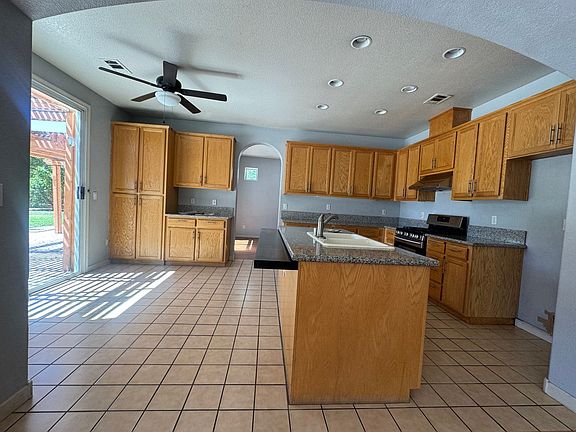 3rd image of 3662 San Marco Dr