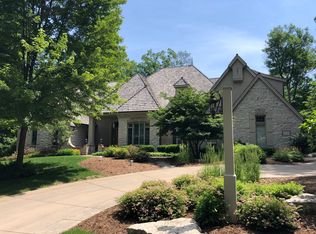 1730 Wedgewood Dr W, Elm Grove, WI 53122