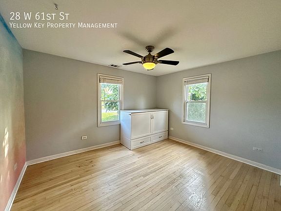 3rd image of 28 W 61st St
