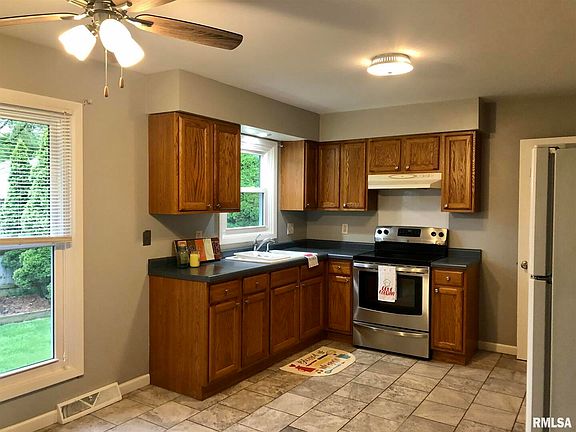 5th image of 2508-2510 Kennedy Dr