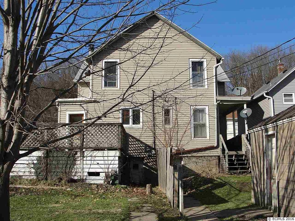 2nd image of 560 Almond St