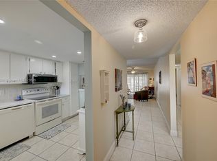 Poinciana, Lake Worth, FL 33467