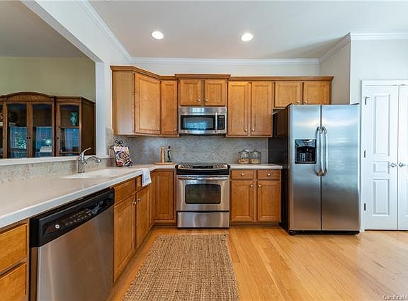 4th image of 6528 Carolina Commons Dr #2802