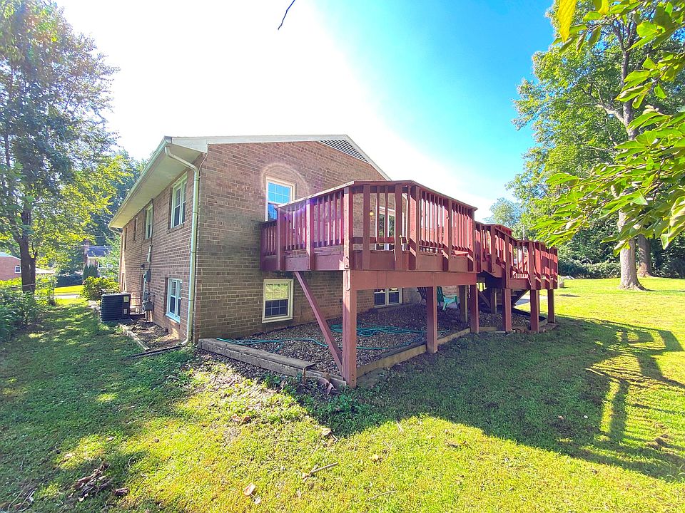 1st image of 2869 Glenvale Dr