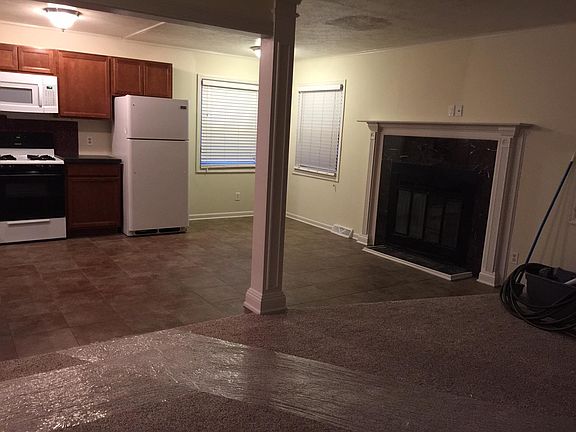 5th image of 903 Canterbury Dr
