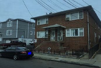 2nd image of 711 McGillvray Pl