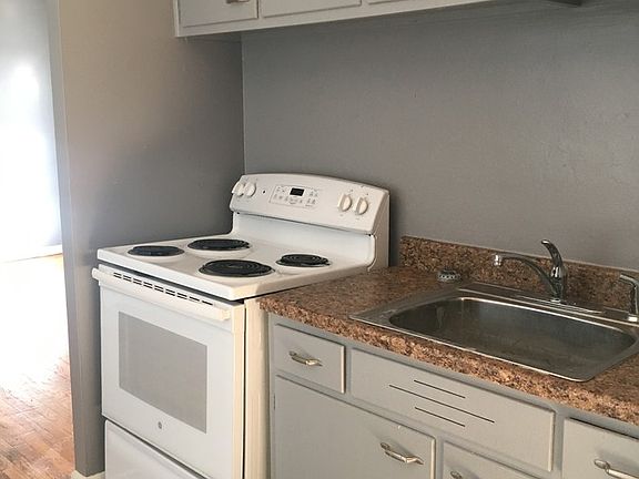 5th image of 3727 Dina Ave APT 11