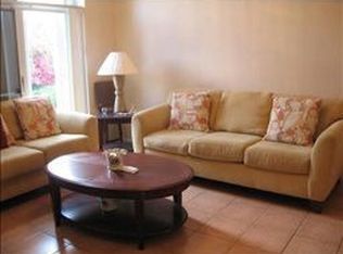 15985 SW 86th Ter, Miami, FL 33193