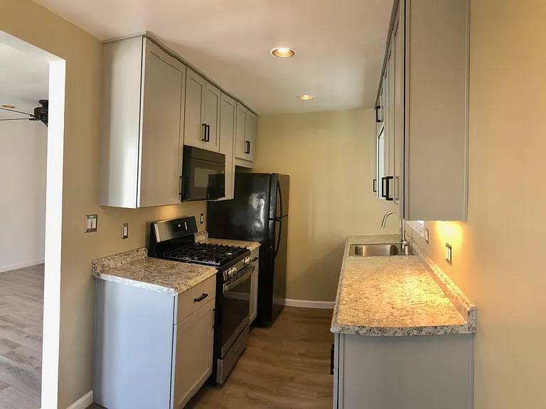 4316 Temecula St — Photo 2