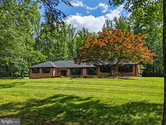 2nd image of 5920 Hunton Wood Dr