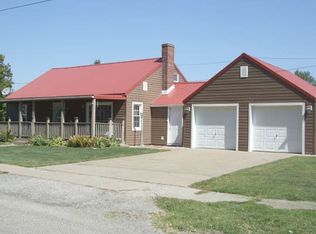 203 W Cross St, Morristown, OH 43759