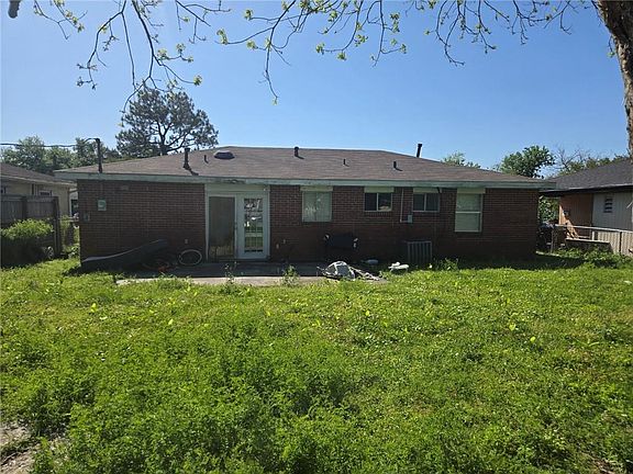 5th image of 1449 Lincoln Ave