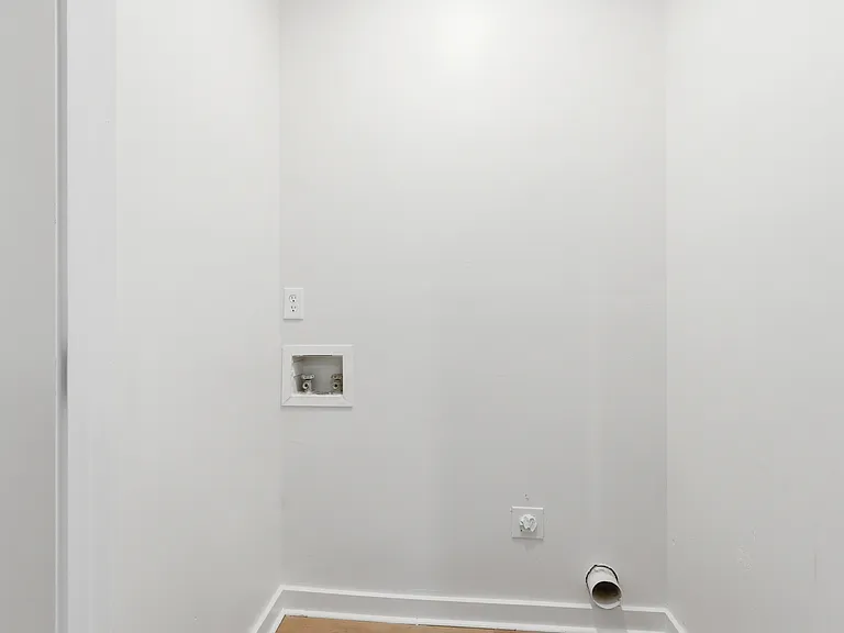 320 Shoal Creek Rd #101 — Photo 7