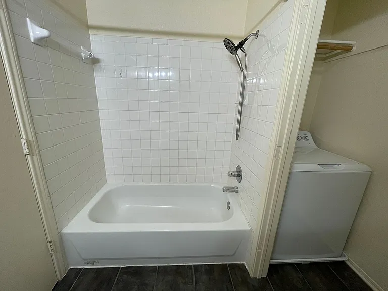 1607 Dugger Circle — Photo 11
