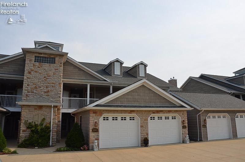 1st image of 3088 Whispering Shores Dr