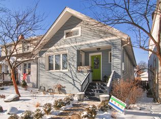 1153 S Elmwood Ave, Oak Park, IL 60304