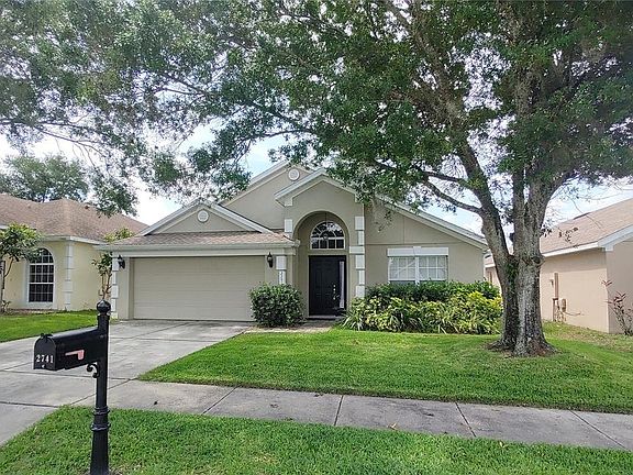 3rd image of 2741 Bellewater Pl