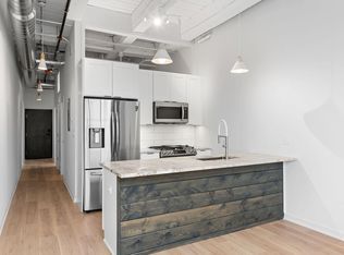 209 N Morgan St #203, Chicago, IL 60607