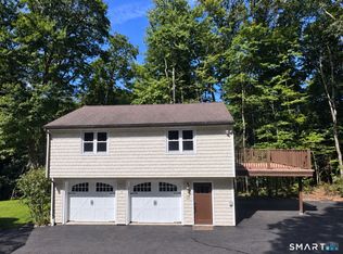 22 Peaceable St #A, Redding, CT 06896