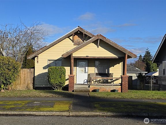 2nd image of 3833 E G Street