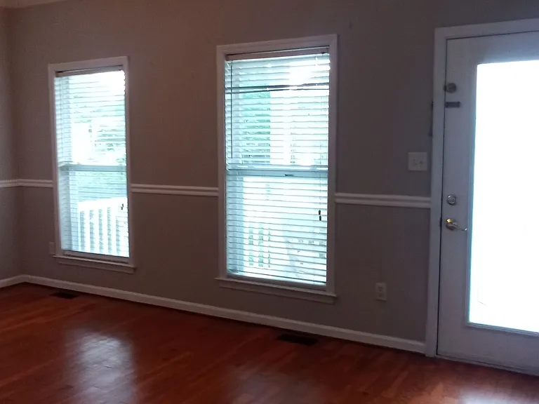 403 Saint Dunstans Ct — Photo 6