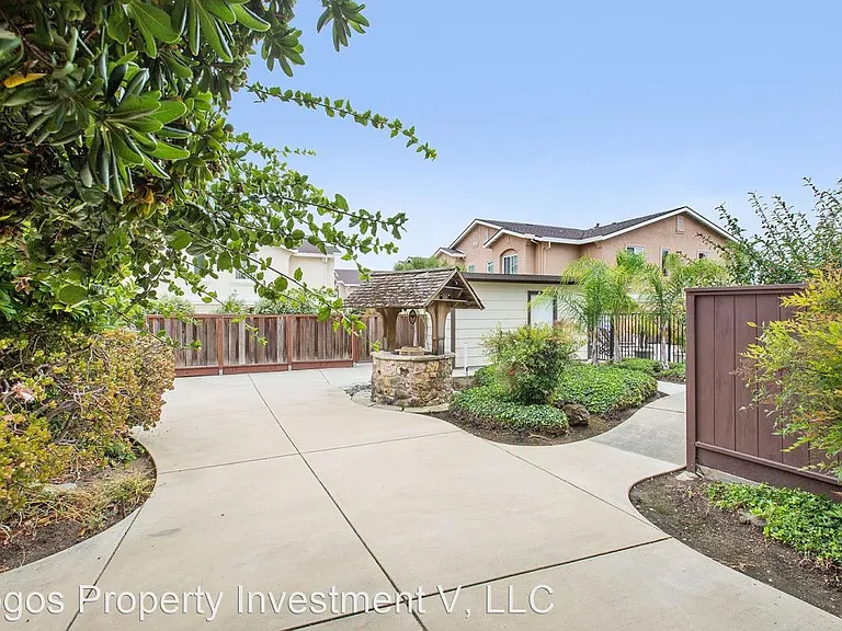 Laguna Pines — Photo 6