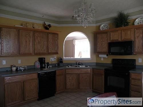 2nd image of 16491 Clarks Hill Way