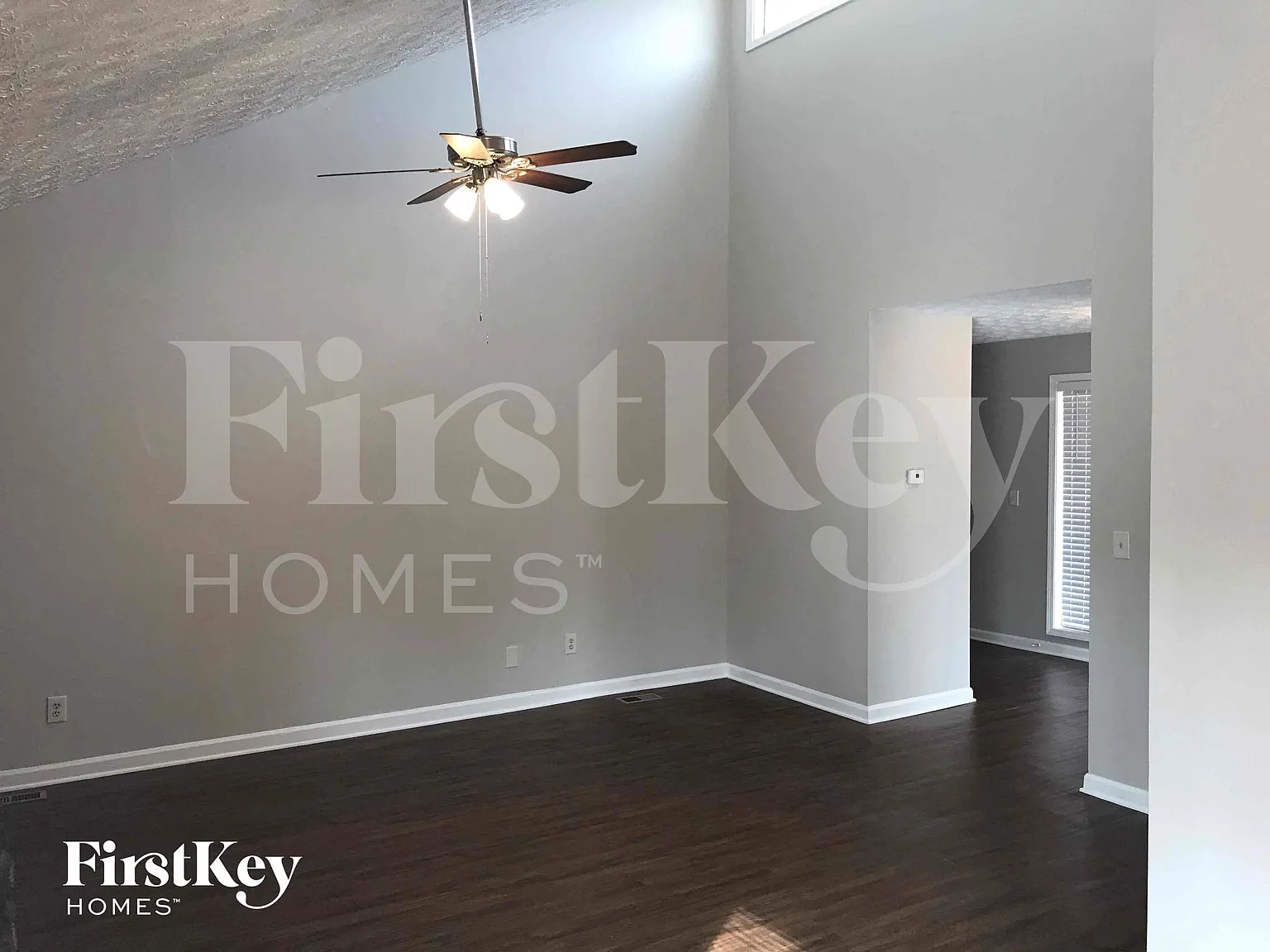 3 bed, 2.0 bath, 1375 sqft, $2,080 — Photo 3