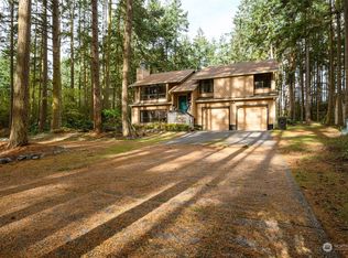 1638 Fern Pl, Oak Harbor, WA 98277