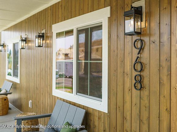 5th image of 1075 W Cordgrass Ave