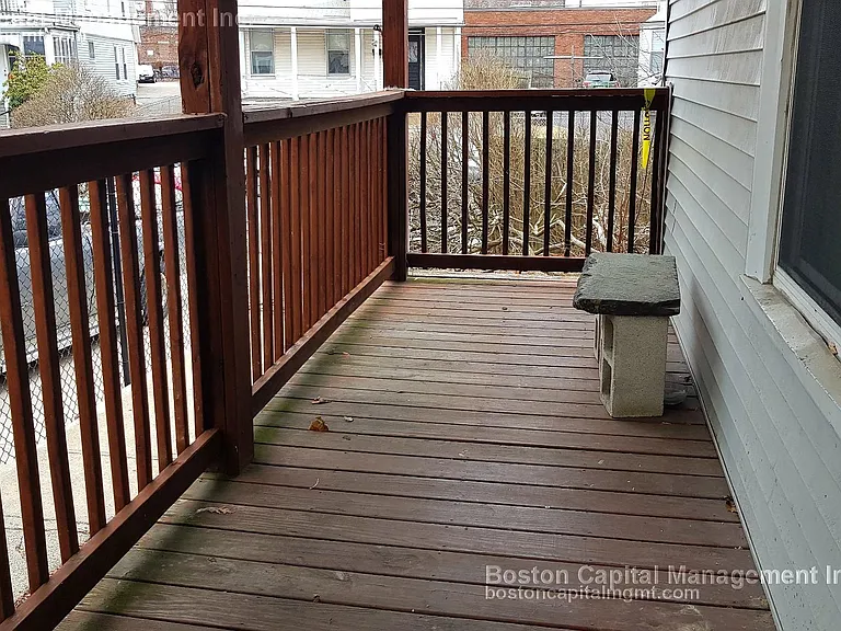 78 Linden St — Photo 18