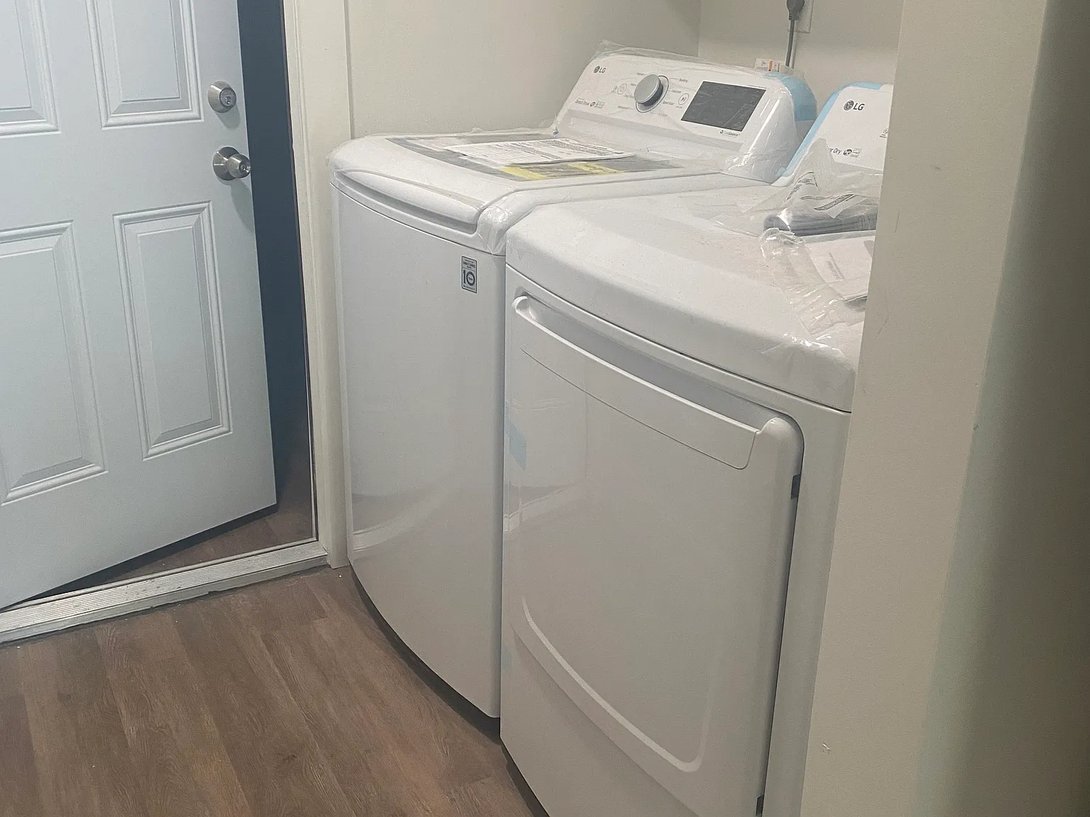 1 bed, 700 sqft, $1,650 — Photo 3