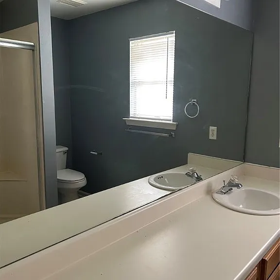 114 Chapel Dr — Photo 24