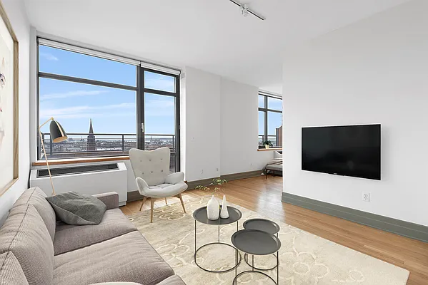 Rented by Compass | media 13