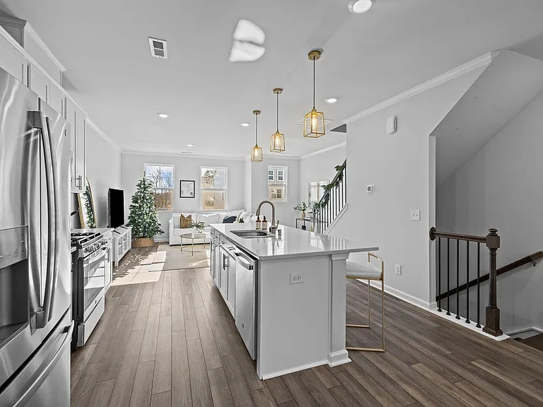 2550 Laurel Valley Way — Photo 14