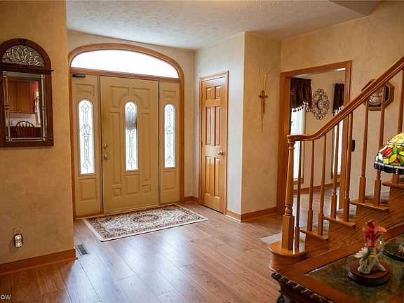 5th image of 1141 Corsham Cir