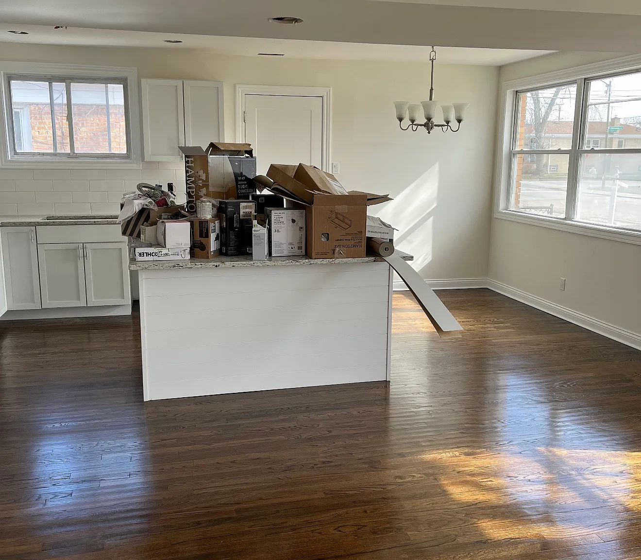 4 bed, 1500 sqft, $4,200 — Photo 3