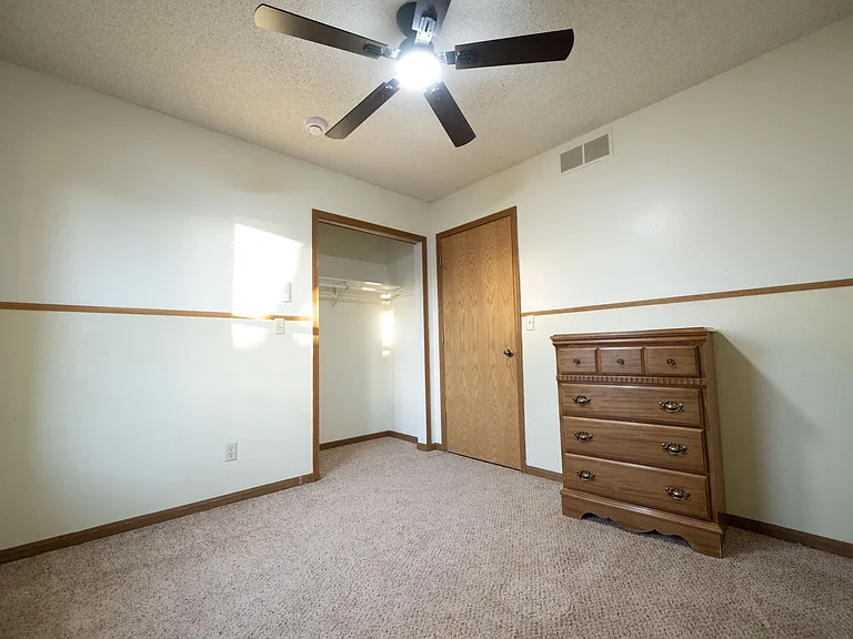 213 Neosho St #A — Photo 4