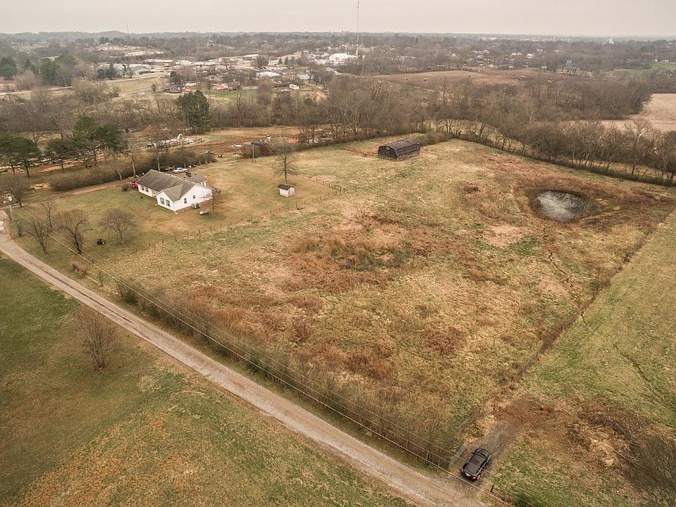 1st image of 131 Hidden Trail Dr