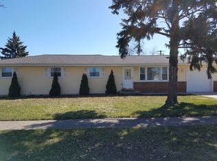 9035 S 87th Ave, Hickory Hills, IL