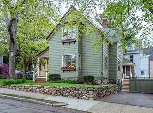 35 Mount Vernon St, Arlington, MA 02476