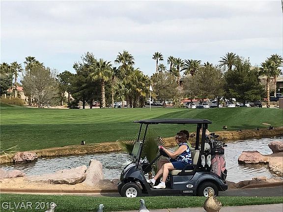 3rd image of 251 Dog Leg Dr