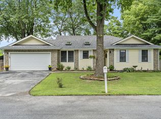 1109 Amy Ln, Ozark, MO 65721