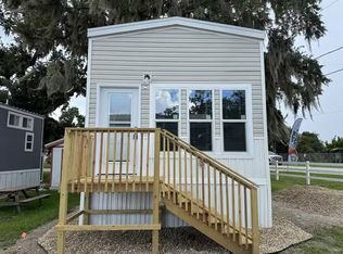2734 Dancing Mullet Dr, Ruskin, FL 33570