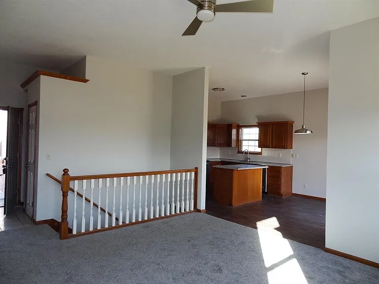 8403 E Zimmerly St — Photo 3